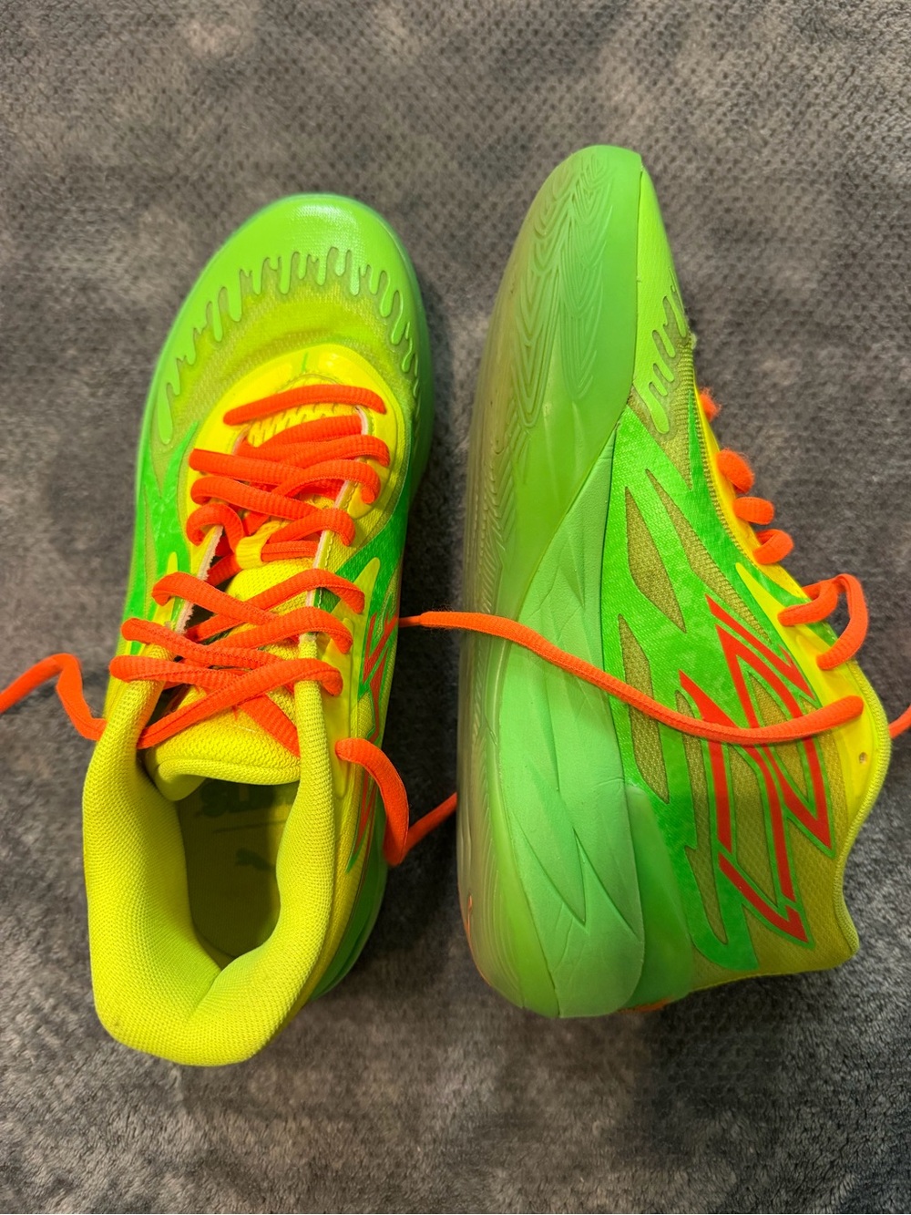 Mens Lámelo Ball Neon Green and Orange Athletic basketball Sneakers
